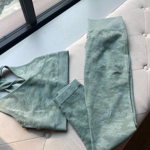 GYMSHARK Camo Seamless Set